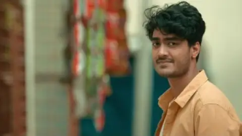 Still 4 of Patang (2025) WEB-DL [Hindi (DD5.1) & Telugu] 1080p 720p & 480p Dual Audio [x264/10Bit-HEVC]