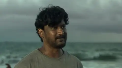 Still 6 of Kalamkaval (2025) DS4K WEB-DL [Hindi (DD5.1) & Malayalam] 4K 1080p 720p & 480p Dual Audio [x264/10Bit-HEVC]