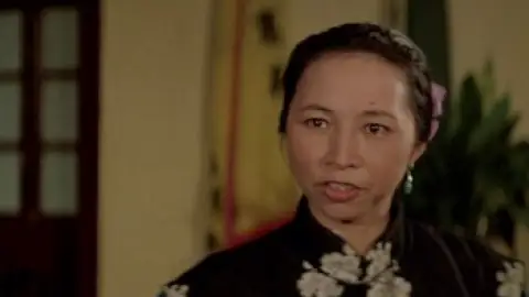 Still 4 of Drunken Master (1978) BluRay [Hindi (DD2.0) & Chinese] 1080p 720p & 480p Dual Audio [x264/ESubs]