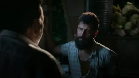 Still 2 of Veera Dheera Sooran: Part 2 (2025) WEB-DL [Hindi (DD5.1) & Tamil] 4K 1080p 720p & 480p Dual Audio [x264/10Bit-HEVC]