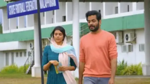 Still 7 of Sesham Mike-il Fathima (2023) WEB-DL [Hindi (ORG 5.1) + Malayalam] 1080p 720p & 480p Dual Audio [x264/ESubs]