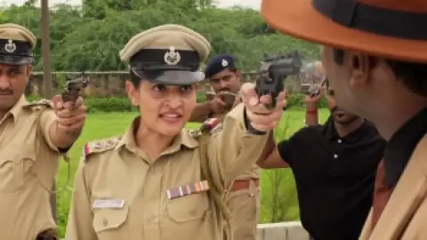 Still 6 of Jija Sala Jija (2025) WEB-DL [Hindi (DD2.0) & Gujarati] 1080p 720p & 480p [x264/HEVC]