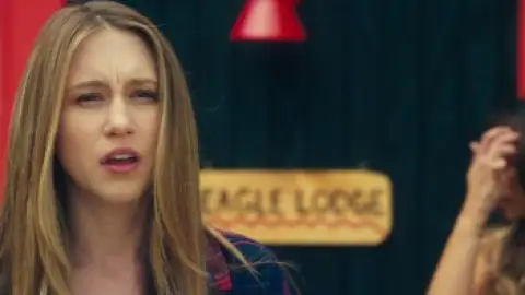 Still 5 of The Final Girls (2015) BluRay [Hindi (DD5.1) & English] 1080p 720p & 480p Dual Audio [x264/10Bit-HEVC]