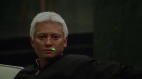 Still 6 of Oldboy (2003) BluRay [Hindi (DD5.1) & Korean] 1080p 720p & 480p [x264/10Bit-HEVC]