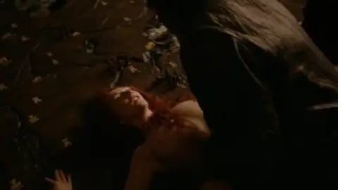 Still 8 of [18+] Game of Thrones (Season 2) BluRay [Hindi (ORG 2.0) & English 5.1] 1080p 720p & 480p [x264/10Bit-HEVC] | TVSeries [ALL Episodes]