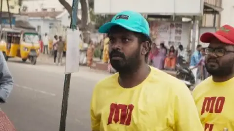 Still 2 of Kudumbasthan (2025) WEB-DL [Hindi (ORG 5.1) & Tamil] 4K 1080p 720p & 480p Dual Audio [x264/HEVC]