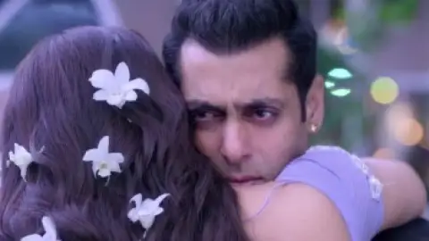 Still 3 of Prem Ratan Dhan Payo (2015) BluRay [Hindi DD5.1] 1080p 720p & 480p [x264/HEVC]