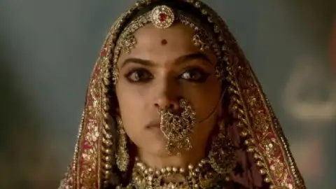 Still 6 of Padmaavat (2018) BluRay [Hindi DD5.1] 1080p 720p & 480p [x264/10Bit-HEVC]