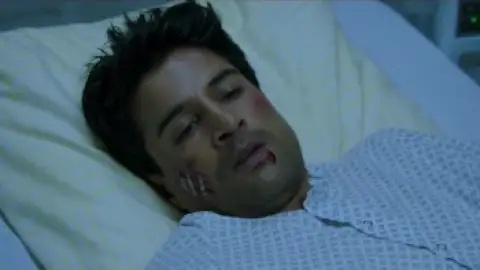 Still 1 of Fever (2016) WEB-DL [Hindi DD5.1] 1080p 720p & 480p [x264/HEVC]