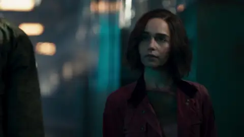 Still 5 of Secret Invasion (Season 1) WEB-DL [Hindi 5.1 & English] 4K 1080p 720p 480p Dual Audio [x264/10Bit-HEVC] | [ALL Episodes] DisneyPlus