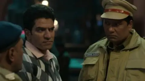 Still 1 of Haseen Dillruba (2021) DS4K WEB-DL [Hindi DD5.1] 4K 1080p 720p & 480p [x264/10Bit-HEVC]