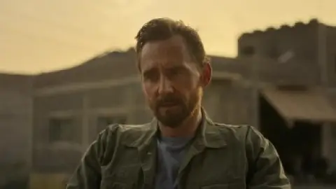 Still 1 of The Night Manager (Season 2) WEB-DL [Hindi (DD5.1) & English] 4K 1080p 720p & 480p [x264/10Bit-HEVC] | [ALL Episodes] | PrimeVideo Series