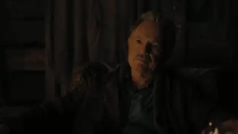 Still 1 of The Fall of the House of Usher (Season 1) WEB-DL [Hindi 5.1 & English] 1080p 720p & 480p [x264/10Bit-HEVC] | [ALL Episodes] NF Series