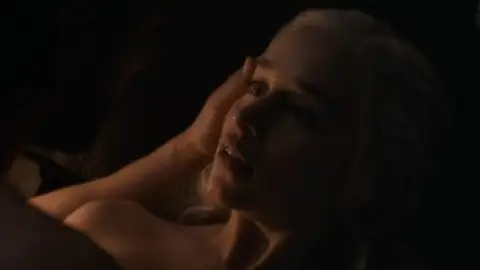 Still 1 of [18+] Game of Thrones (Season 7) BluRay [Hindi (ORG 2.0) & English 5.1] 1080p 720p & 480p [x264/10Bit-HEVC] | TVSeries [ALL Episodes]
