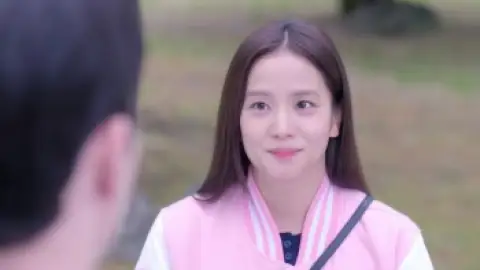 Still 2 of Boyfriend on Demand (Season 1) WEB-DL [Hindi (DD5.1) & English] 1080p 720p & 480p Dual Audio [x264/ESubs] | NF Series