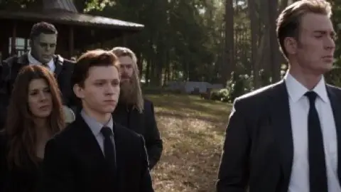 Still 8 of Avengers: Endgame (2019) BluRay [Hindi (DD5.1) & English] 1080p 720p & 480p Dual Audio [x264/10Bit-HEVC]