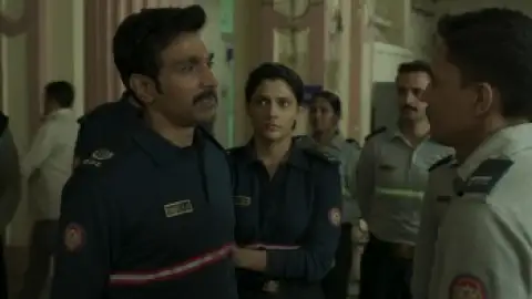 Still 4 of Agni (2024) WEB-DL [Hindi DD5.1] 4K 1080p 720p & 480p [x264/HEVC]