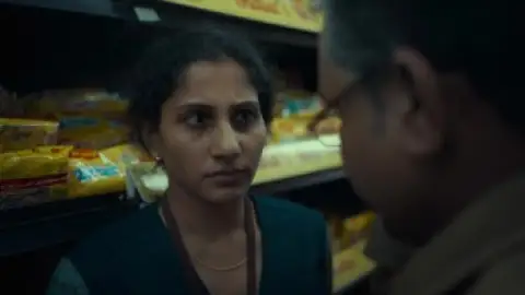 Still 4 of Kerala Crime Files (Season 1) WEB-DL [Hindi (DD5.1) & Malayalam] 4K 1080p 720p & 480p [x264/HEVC] | [ALL Episodes] | JioHotStar Series