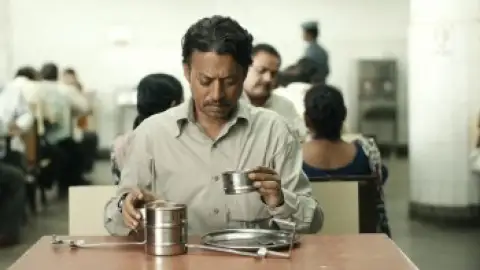 Still 1 of The Lunchbox (2013) BluRay [Hindi DD5.1] 1080p 720p & 480p [x264/HEVC]