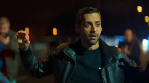 Still 7 of The Helicopter Heist (Season 1) WEB-DL [Hindi (ORG 5.1) & English] 1080p 720p & 480p [x264/10Bit-HEVC] | [ALL Episodes] | NF Series