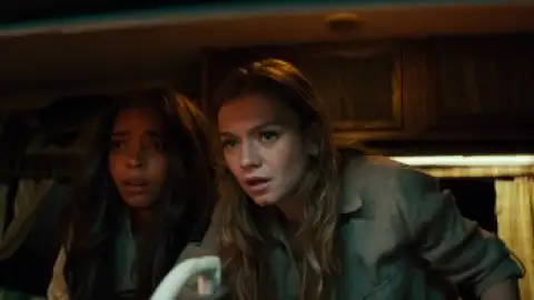 Still 4 of Don’t Turn Out the Lights (2023) WEB-DL [Hindi (ORG 5.1) & English] 1080p 720p & 480p Dual Audio [x264/10Bit-HEVC]