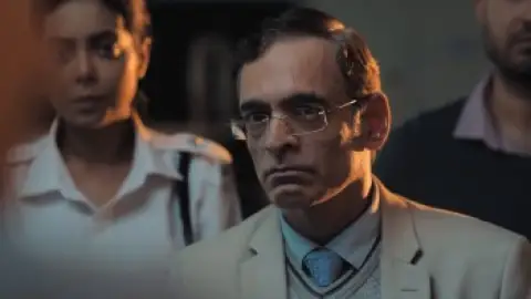 Still 3 of Kadak Singh (2023) WEB-DL [Hindi DD5.1] 4K 1080p 720p & 480p [x264/HEVC]