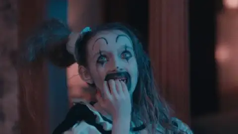Still 4 of Terrifier 2 (2022) BluRay [Hindi (DD2.0) & English] 4K 1080p 720p & 480p Dual Audio [x264/10Bit-HEVC]