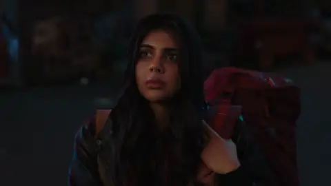 Still 1 of Lokah – Chapter 1: Chandra (2025) DS4K WEB-DL [Hindi (DD5.1) & Malayalam] 4K 1080p 720p & 480p [x264/10Bit-HEVC]
