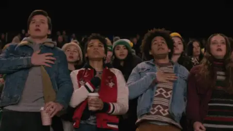 Still 6 of Love, Simon (2018) BluRay [Hindi (ORG 5.1) + English] 1080p 720p & 480p Dual Audio [x264/10Bit-HEVC]