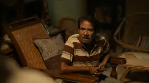 Still 2 of Thiruchitrambalam (2022) Hindi (ORG 5.1) WEB-DL 1080p 720p & 480p [x264/HEVC]
