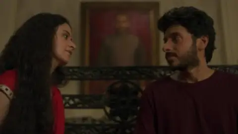 Still 5 of Mirzapur (Season 1) WEB-DL [Hindi DD5.1] 1080p 720p & 480p [x264/HEVC] HD | ALL Episodes [PrimeVideo Series]