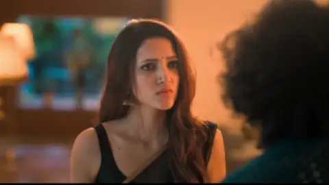 Still 4 of DJ Tillu (2022) [HQ Hindi-Dub] WEB-DL 1080p 720p & 480p [x264/HEVC] HD