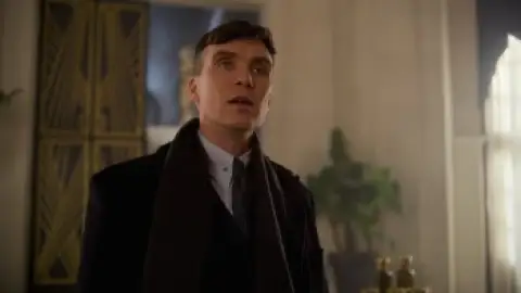 Still 4 of Peaky Blinders (Season 6) BluRay [Hindi (DD2.0) & English] 1080p 720p & 480p [x264/10Bit-HEVC] | [ALL Episodes] | TV Series