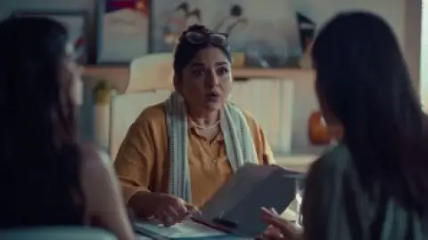 Still 4 of Who’s Your Gynac (Season 1) WEB-DL [Hindi (DD2.0)] 1080p 720p & 480p [x264/ESubs] | PrimeVideo Series