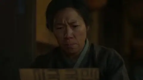 Still 2 of When Life Gives You Tangerines (Season 1) WEB-DL [Hindi (ORG 5.1) & English] 1080p 720p & 480p [x264/ESubs] NF Series | ALL Episodes