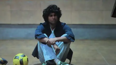 Still 8 of Mannu Kya? Karegga (2025) V2 HDTC [Hindi (LiNE)] 1080p 720p & 480p [x264/HEVC]