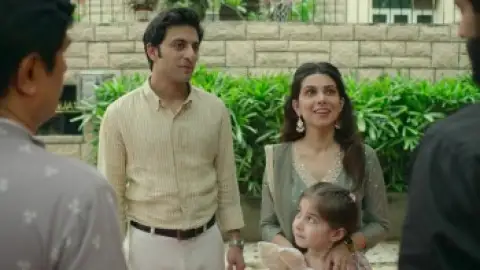 Still 4 of Sapne Vs Everyone (Season 2) WEB-DL [Hindi DD5.1] 4K 1080p 720p & 480p [x264/HEVC] HD | ALL Episodes [PrimeVideo Series]