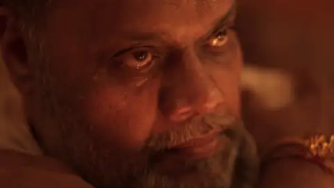 Still 3 of Paava Kadhaigal (Season 1) Complete Hindi WEB-DL 1080p 720p & 480p DD5.1 x264 ESubs HD | ALL Episodes