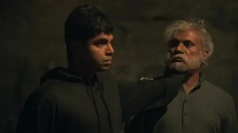 Still 8 of Aindham Vedham (Season 1) WEB-DL [Hindi (ORG 5.1) & Tamil] 4K 1080p 720p & 480p [x264/ESub] | [ALL Episodes] | ZEE5 Series
