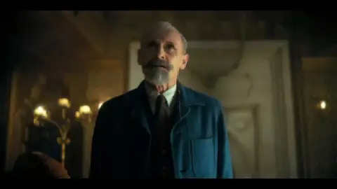 Still 1 of The Umbrella Academy (Season 3) WEB-DL [Hindi 5.1 & English] 720p & 480p x264/10Bit HEVC [ALL Episodes] | NF Series