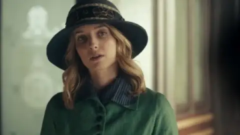 Still 6 of Peaky Blinders (Season 1) BluRay [Hindi (DD2.0) & English] 1080p 720p & 480p [x264/10Bit-HEVC] | [ALL Episodes] | TV Series