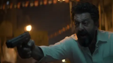 Still 3 of Dhurandhar: The Revenge (2026) DS4K WEB-DL [Hindi DD5.1] 4K 1080p 720p & 480p [x264/10Bit-HEVC] | [Raw & UnDekha]