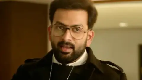 Still 1 of Driving Licence (2019) UNCUT WEB-DL [Hindi (ORG 2.0) & Malayalam] 1080p 720p & 480p Dual Audio [x264/HEVC]