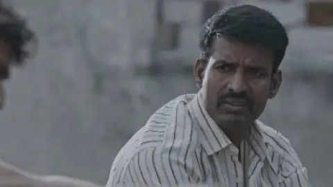 Still 5 of Viduthalai: Part 1 (2023) WEB-DL [Hindi (DD5.1) & Tamil] 4K 1080p 720p & 480p Dual Audio [x264/10Bit-HEVC] | [Director’s Cut]