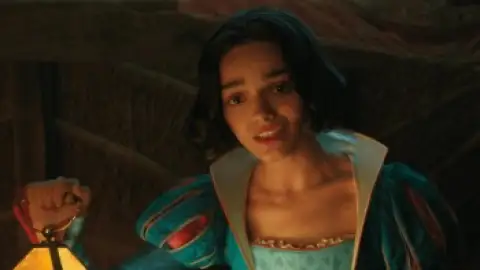 Still 4 of Snow White (2025) WEB-DL [Hindi (DD5.1) & English] 4K 1080p 720p & 480p [x264/10Bit-HEVC]