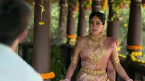 Still 8 of Param Sundari (2025) WEB-DL [Hindi DD5.1] 4K 1080p 720p & 480p [x264/HEVC]