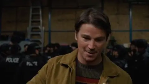 Still 4 of TRAP (2024) WEB-DL [English DD5.1] 4K 1080p 720p & 480p [x264/10Biit-HEVC]