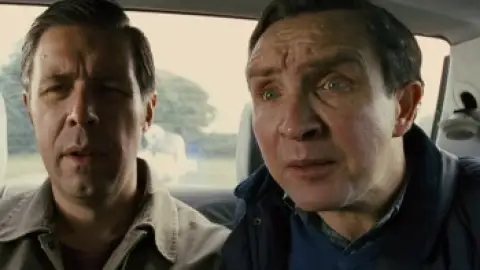 Still 3 of The World’s End (2013) BluRay [Hindi (DD5.1) & English] 1080p 720p & 480p Dual Audio [x264/ESubs]