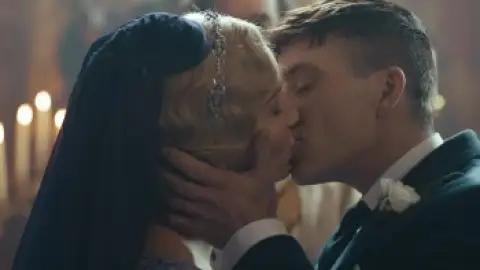 Still 2 of Peaky Blinders (Season 3) BluRay [Hindi (DD2.0) & English] 1080p 720p & 480p [x264/10Bit-HEVC] | [ALL Episodes] | TV Series