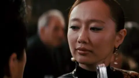Still 3 of Rush Hour 3 (2007) BluRay [Hindi (ORG 2.0) & English] 1080p 720p & 480p Dual Audio [x264/10Bit-HEVC]